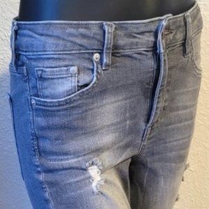 H&M women's size 28 gray distressed skinny ankle jeans. Good condition.